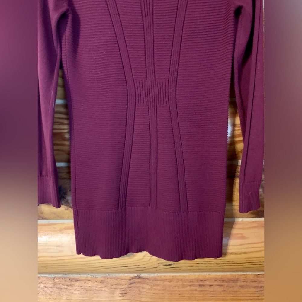 Style & Co. Tunic Length Burgundy Sweater with Angled Flap Collar Medium - Picture 8 of 10